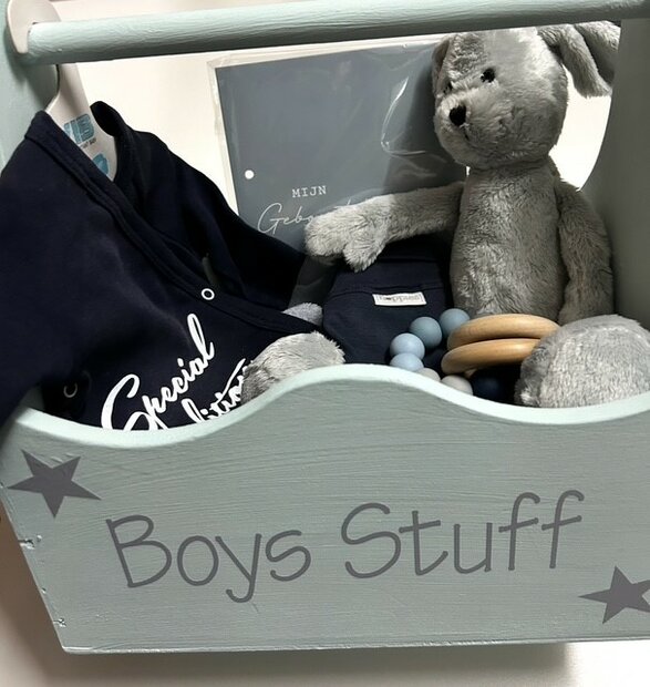 Kraamcadeau &ndash; &quot;Boys Stuff&quot; Cadeaubox
