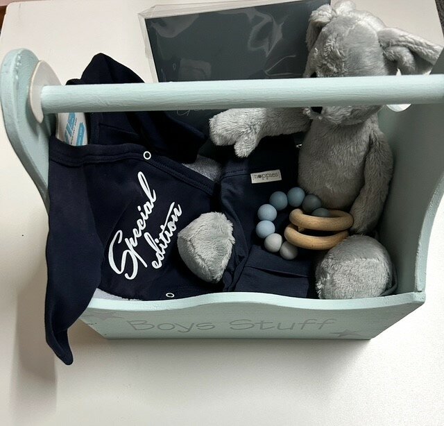Kraamcadeau &ndash; &quot;Boys Stuff&quot; Cadeaubox